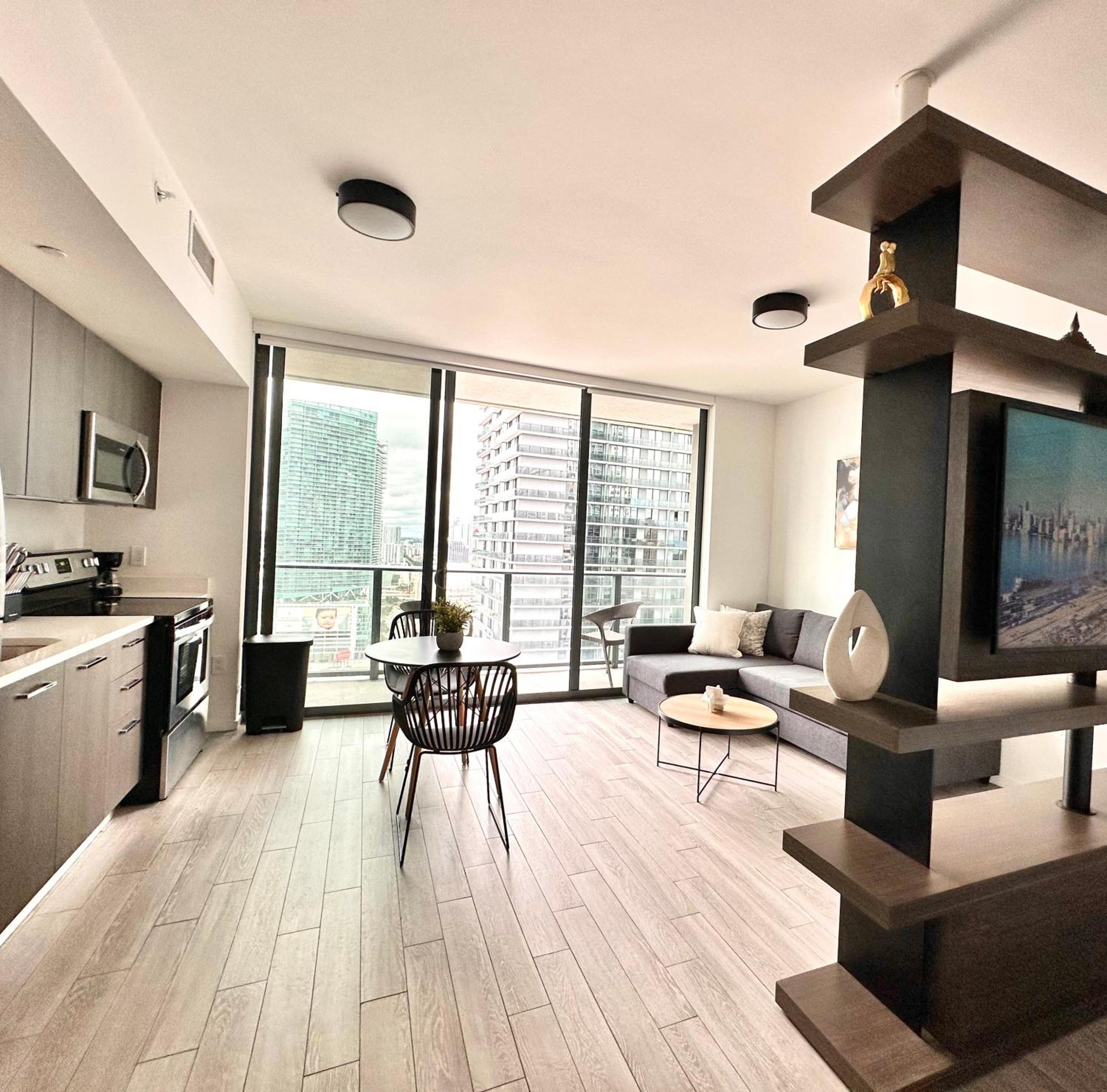 마이애미 Luxury Loft - Free Parking - Ocean View - Brickell Downtown 아파트 객실 사진